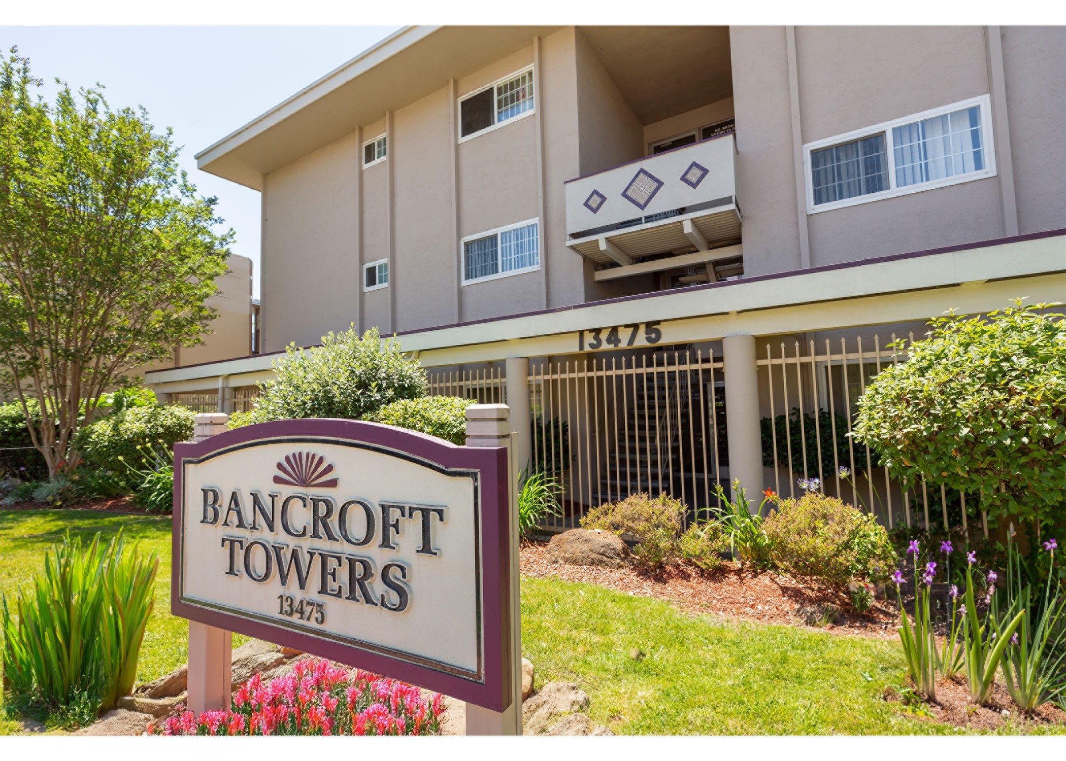 Bancroft Towers Apartments photo 2
